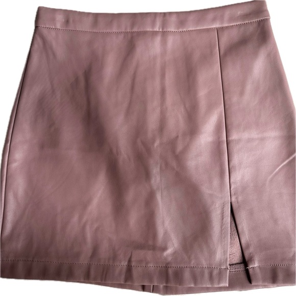 Abercrombie & Fitch Mauve Mini Skirt Small - Picture 1 of 5